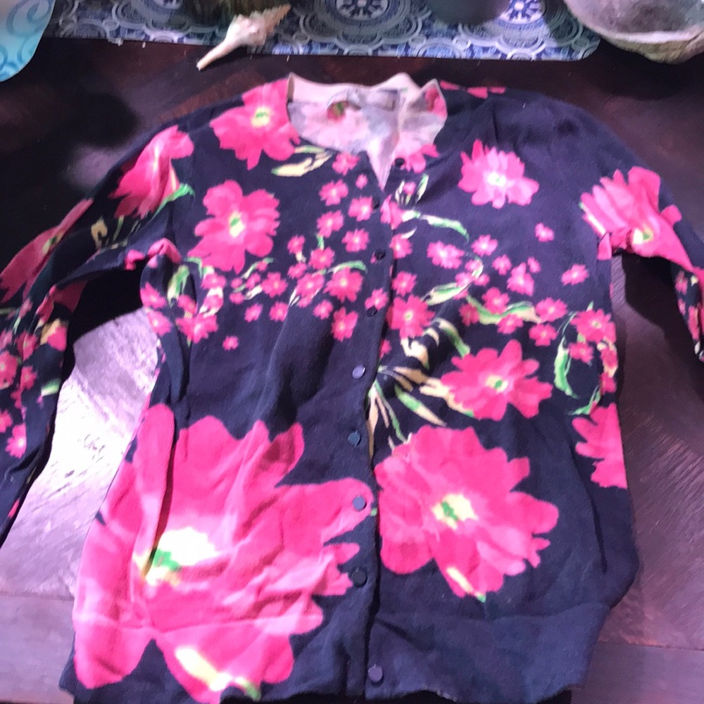 Women light sweater
